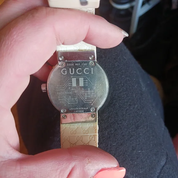 Gucci Watch - Picture 3 of 3